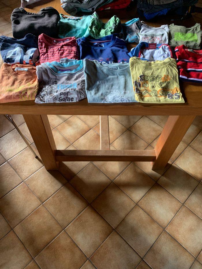 15 tee-shirts et autres - photo numéro 1