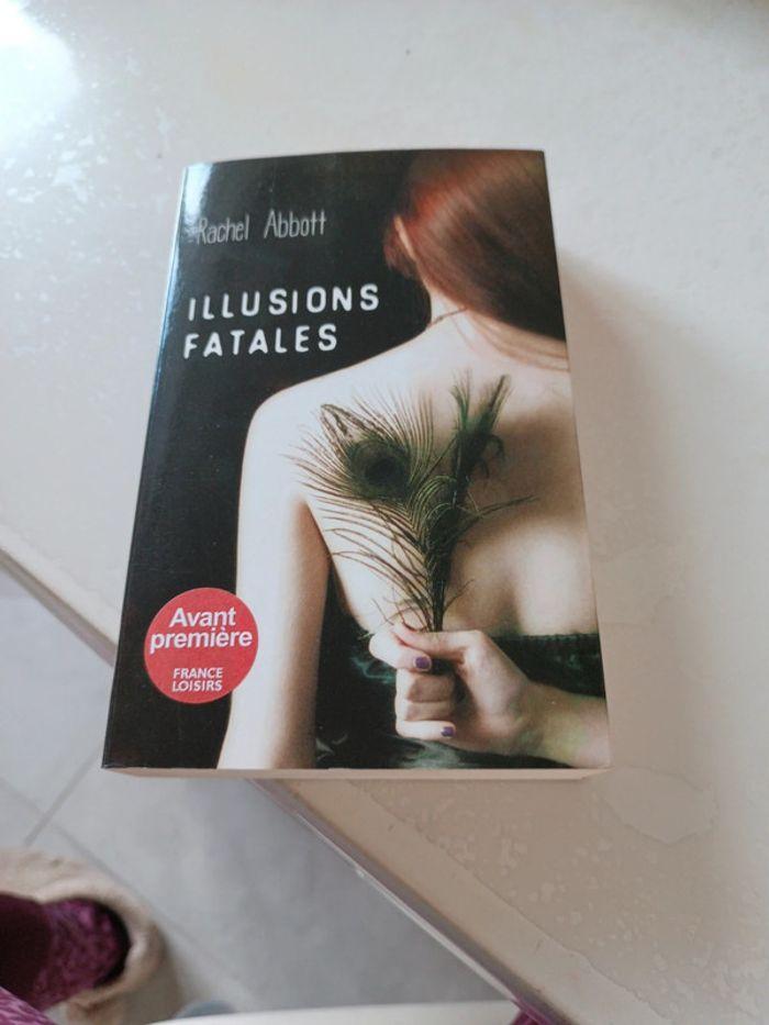 Livre illusions fatales - photo numéro 1