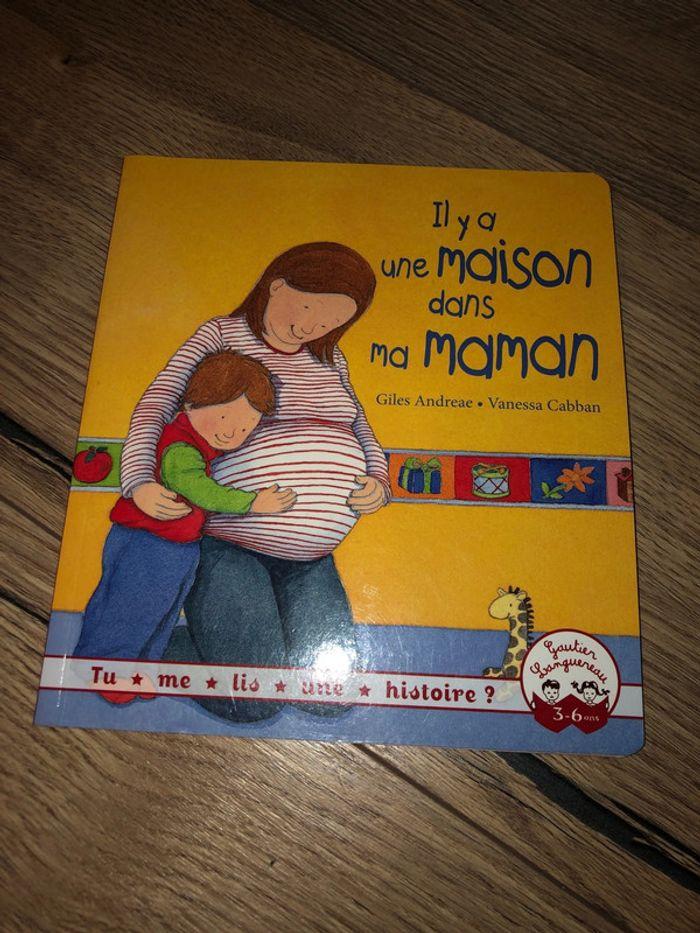 Livre «  Il y a une maison dans ma maman » - photo numéro 1