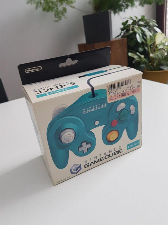 Manette Gamecube Blue Emerald en boite - photo numéro 9