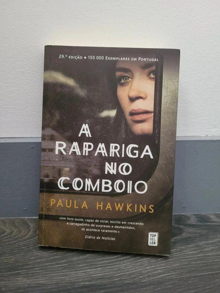 🌻 Livre a rapariga no comboio - photo numéro 1