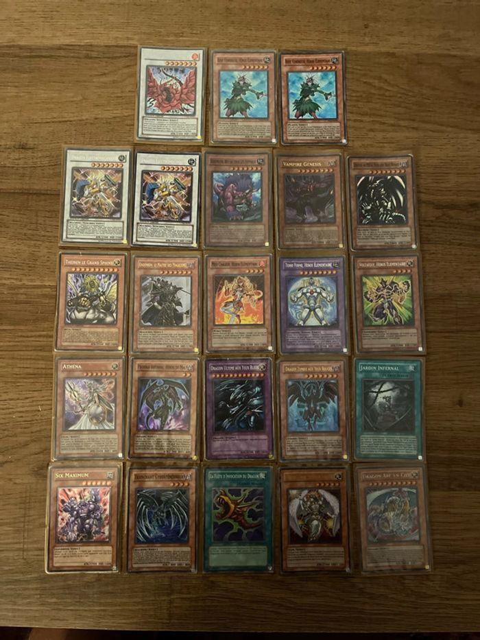 Carte yu-gi-oh - photo numéro 1