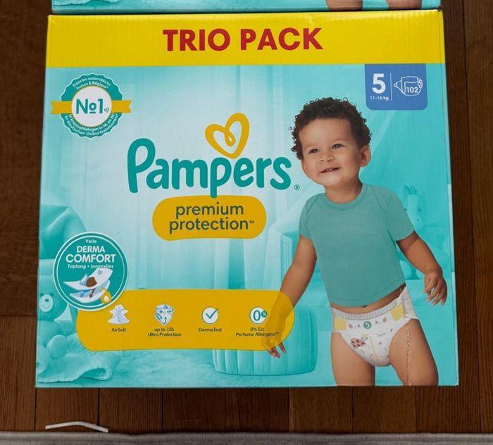 1 paquet de couches Pampers taille 5