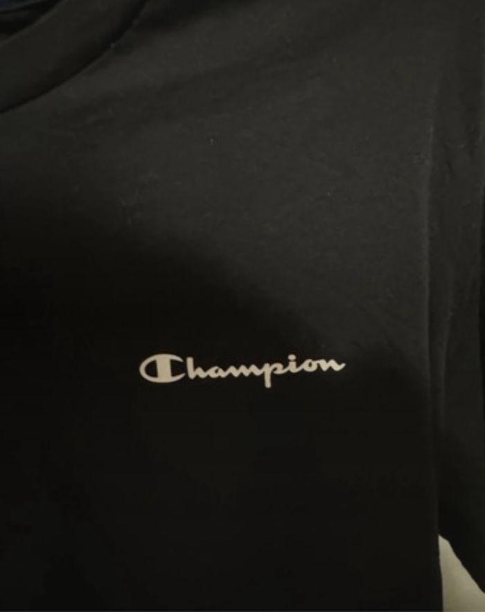 TEE shirt champion - photo numéro 3