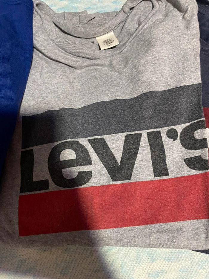 Lot de 3 tee shirt levis - photo numéro 3