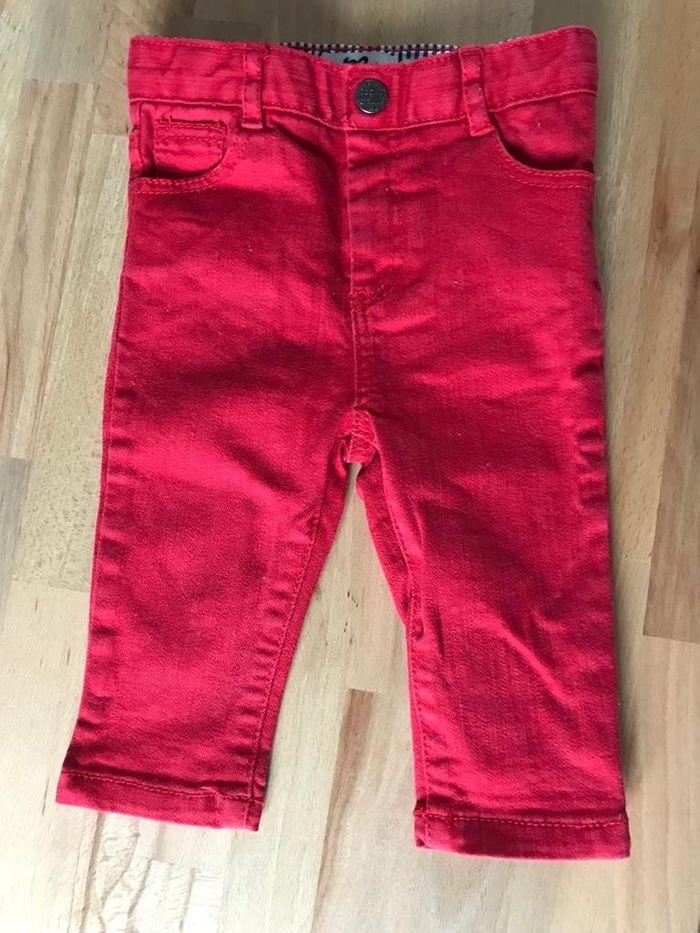 Pantalon jean rouge cyrillus 9 mois - photo numéro 1