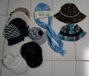 Lot de chapeaux, bonnets