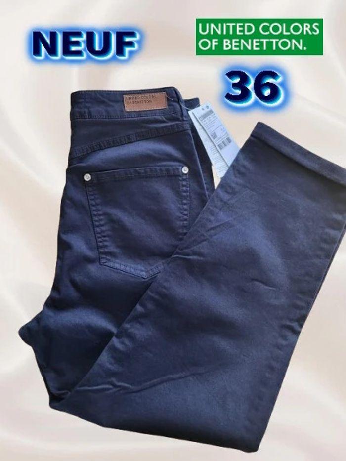 💦 Pantalon marine Benetton taille 36 FR neuf - photo numéro 1