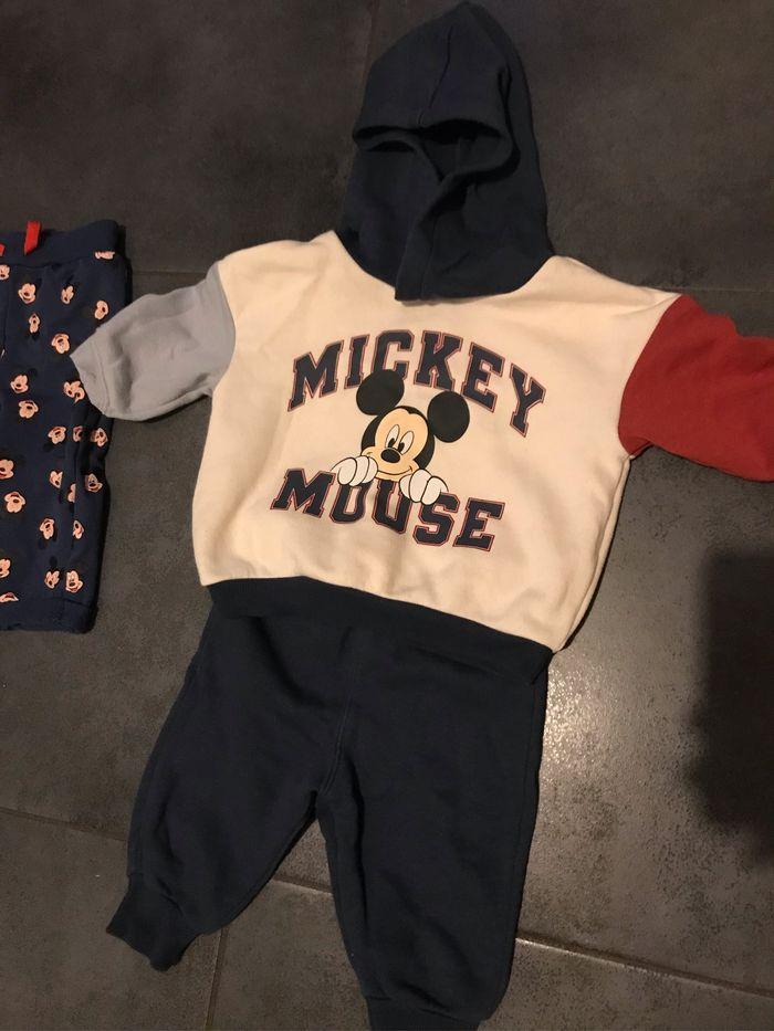 Ensemble jogging mickey