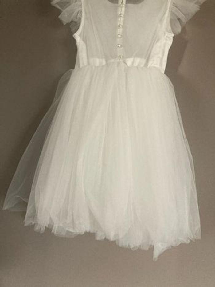 Robe blanche de cérémonie taille 5 ans - photo numéro 4