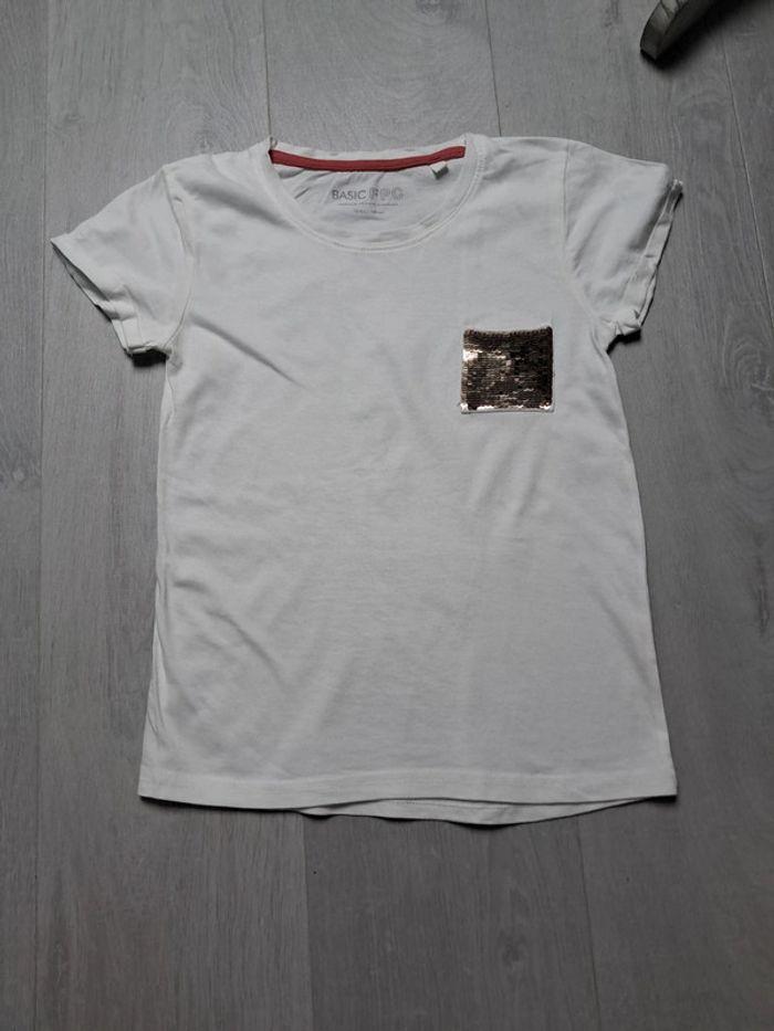 Tee-shirt - photo numéro 1