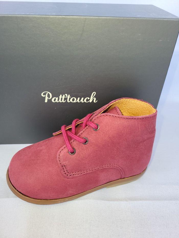 Chaussures derby fille en cuir nubucké framboise Point 21 Made in France 🇨🇵 - photo numéro 1