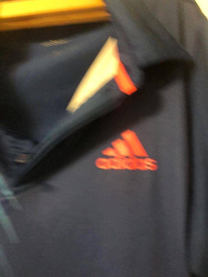 Maillot / polo adidas. Taille L - photo numéro 2