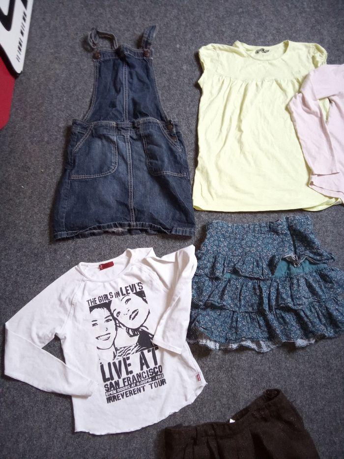 Lot 5 vêtements ado fille 10, 12  ans, jupe, salopette jean, tunique , mi saison, automne ,tee shirt, volant - photo numéro 2