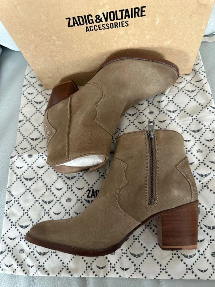 Boots / bottines daim beige  Zadig et Voltaire P:39 - photo numéro 4