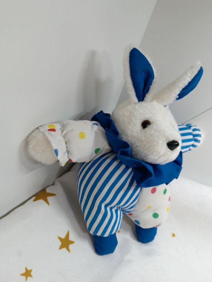 Peluche doudou lapin bunnies Bunny rabbit bleu blue blanc white rayure poids collerette berchet - photo numéro 5