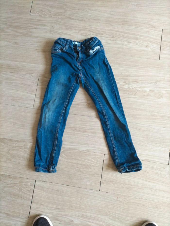 Jeans enfant - 6 ans 🦖 - photo numéro 1