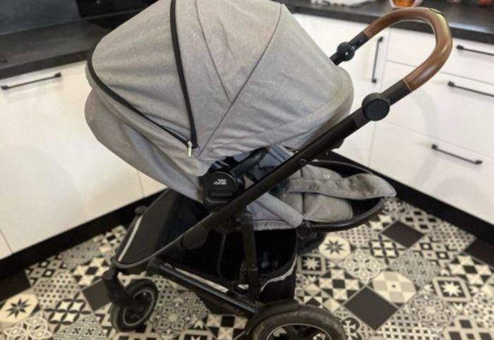 Poussette Britax romer 3 en 1 - photo numéro 1