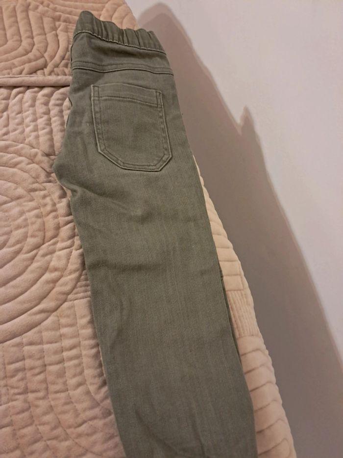 Pantalon cargo 3ans kiabi - photo numéro 3