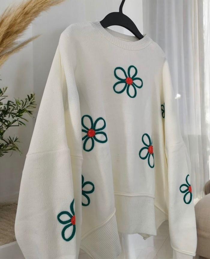 Pull blanc motifs fleurs brodées femme taille L 40 - photo numéro 2