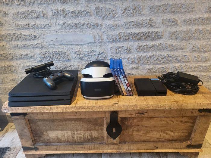 Console Ps4 Pro + PsVR - photo numéro 1