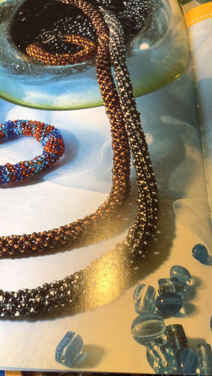 Livre bijoux de perles très bon état - photo numéro 6