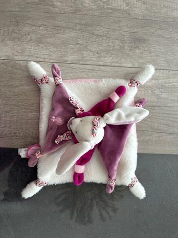 Doudou cerise le lapin de doudou et compagnie - photo numéro 1