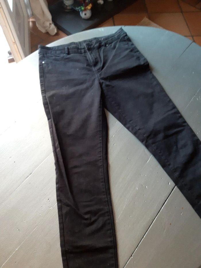 Pantalon noir - photo numéro 1