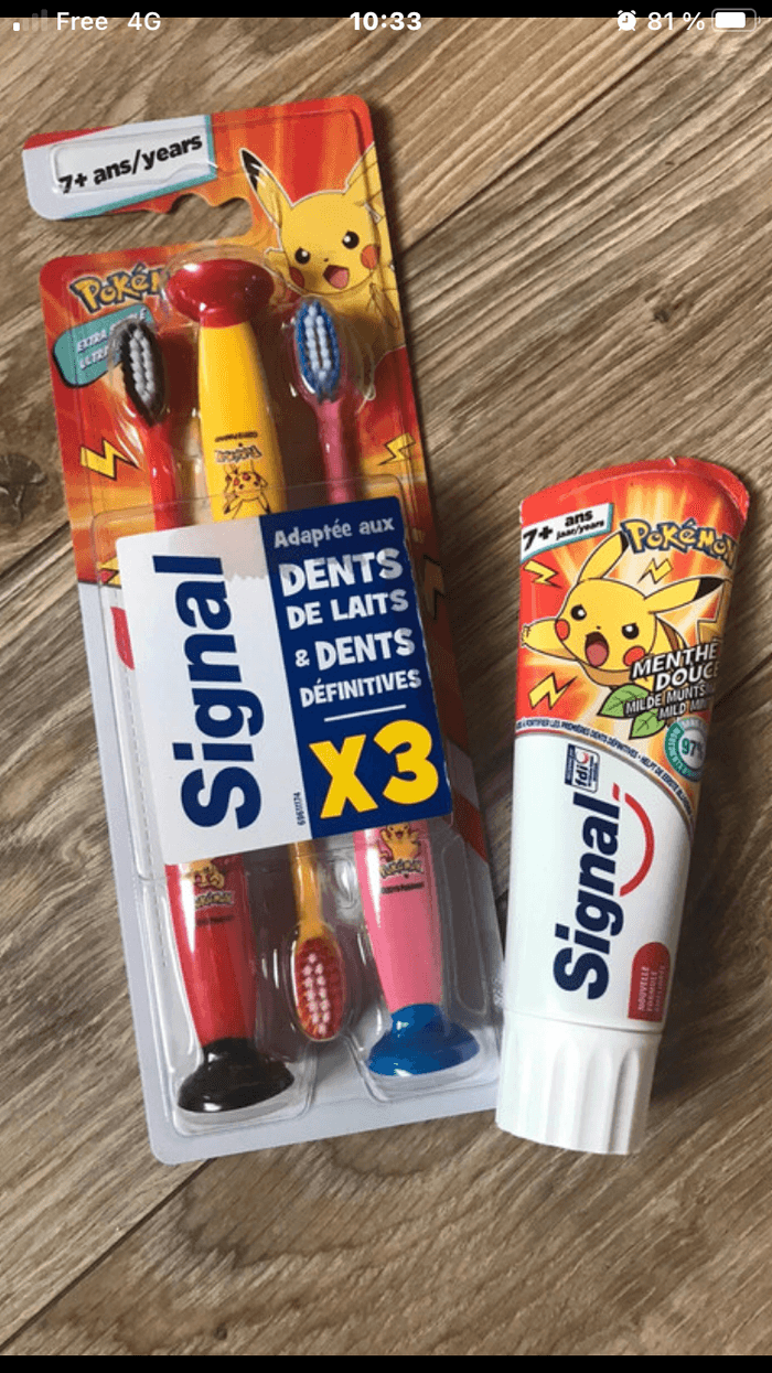 Brosses à dents + dentifrice - photo numéro 1