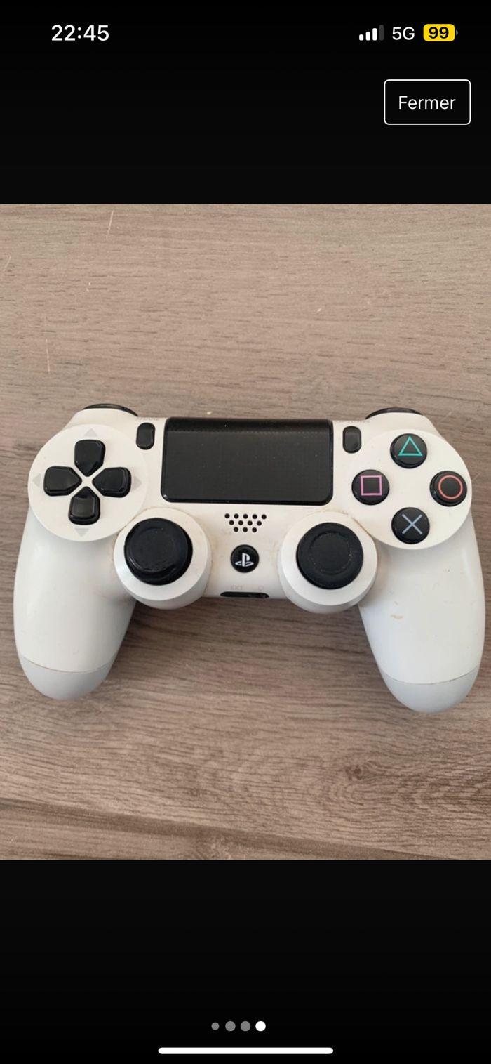 PS4 + manette + jeux - photo numéro 4