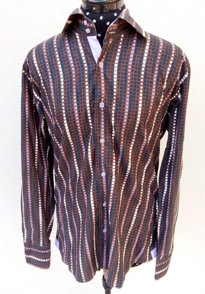 Chemise manches longues à motifs noirs et marrons XOOS taille 3 ou L - photo numéro 1