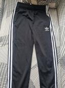 Jogging adidas neuf 12/13 ans