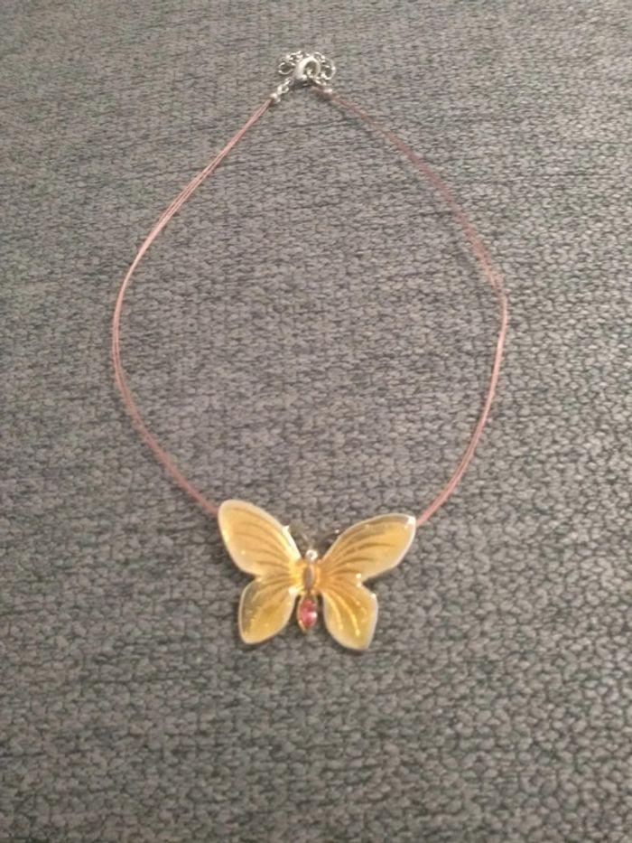 Collier réglable papillon rose - photo numéro 1