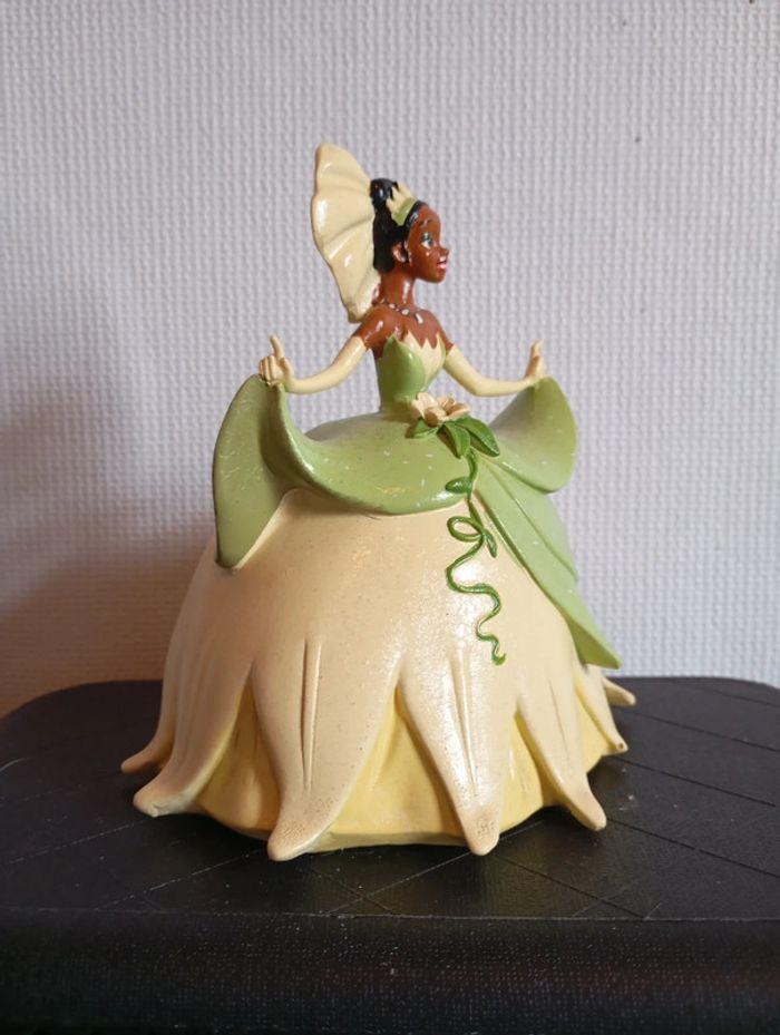 Figurine Hachette Tania de la princesse et la grenouille - photo numéro 4