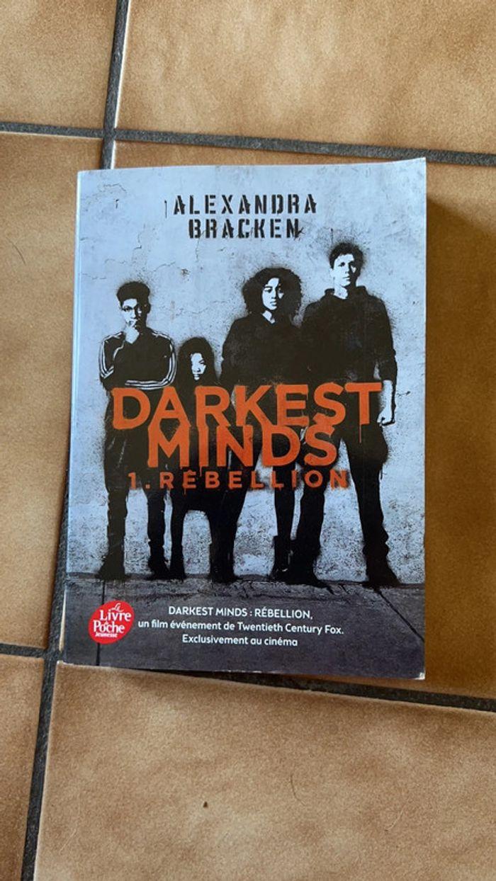 livre darkest minds - photo numéro 1