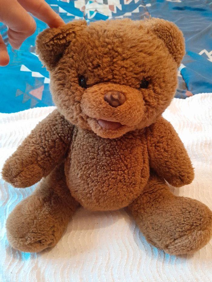 Peluche petit ours brun - photo numéro 1