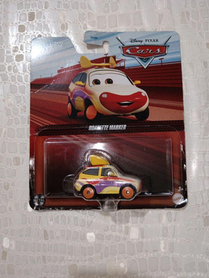 Disney Pixar Cars voiture Roadette marker - photo numéro 1