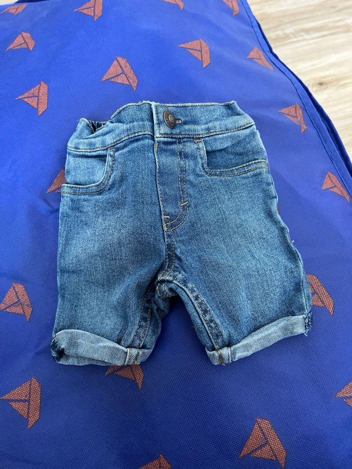 Short Levis 3 mois - photo numéro 1