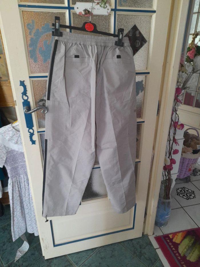 Pantalon de sport neuf - photo numéro 4