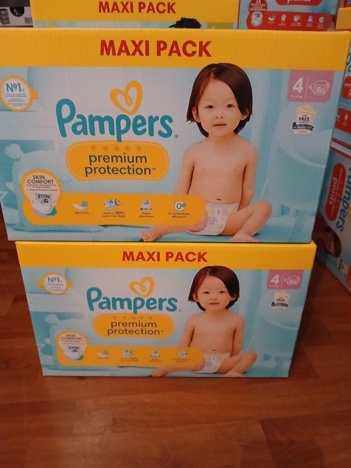 Lot maxi pack pampers premium protection T4 - photo numéro 1