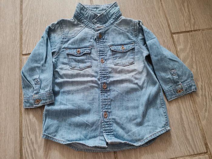 Chemise en jean bébé 12 mois - photo numéro 1