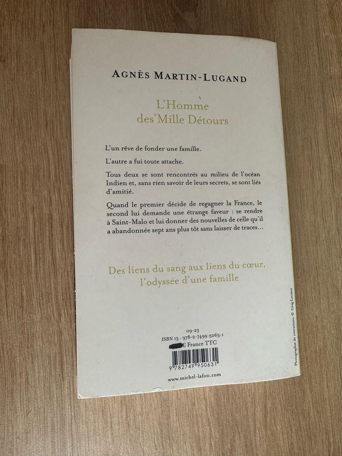 Livre Agnès Martin Lugand : l’homme des mille détours - photo numéro 2