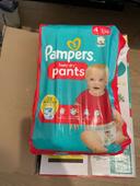 Couche taille 4 pants Pampers