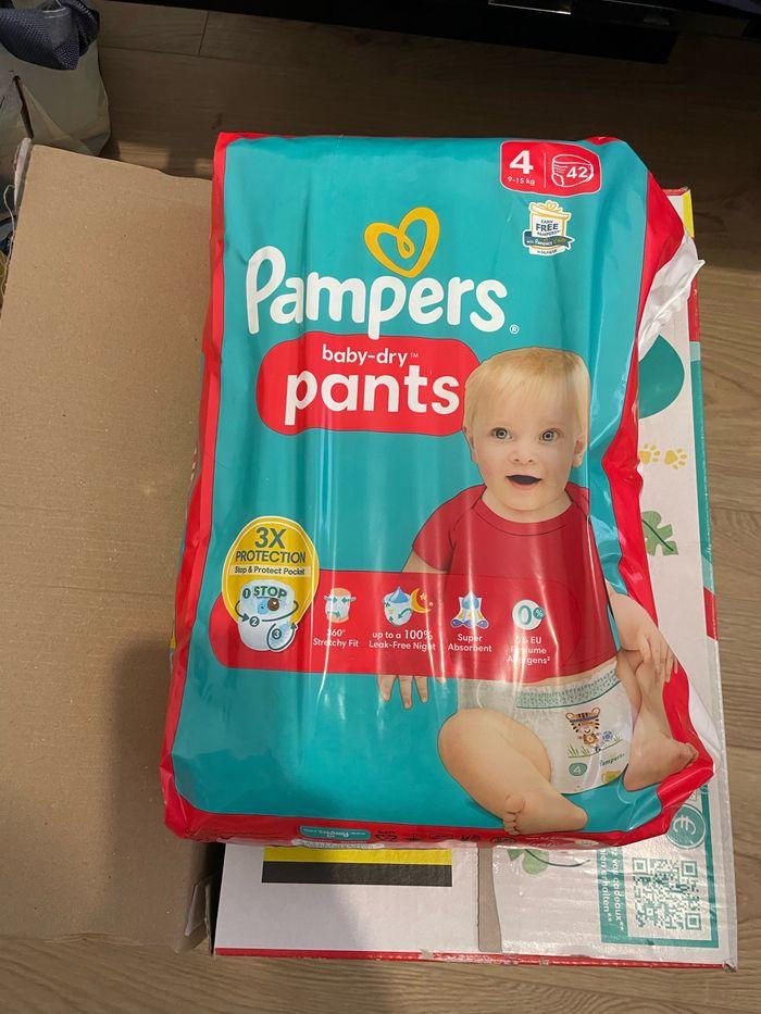 Couche taille 4 pants Pampers