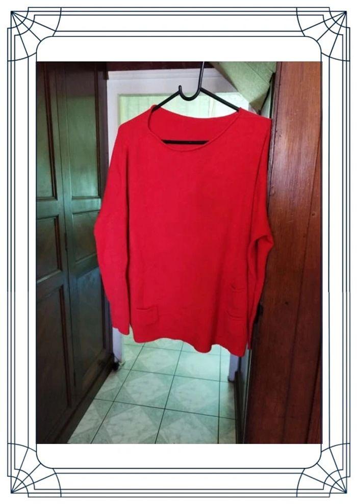 Pull sweatshirt rouge col rond 3 poches M/38 - photo numéro 2