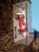 Voiture miniature ferrari