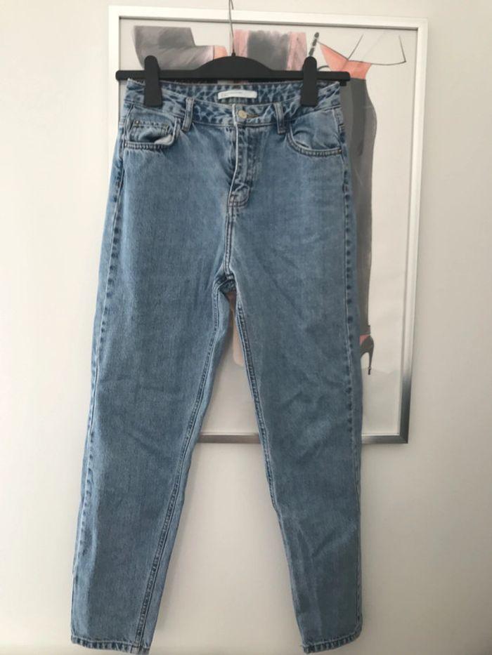 Jean Mom Zara taille 36 - photo numéro 1