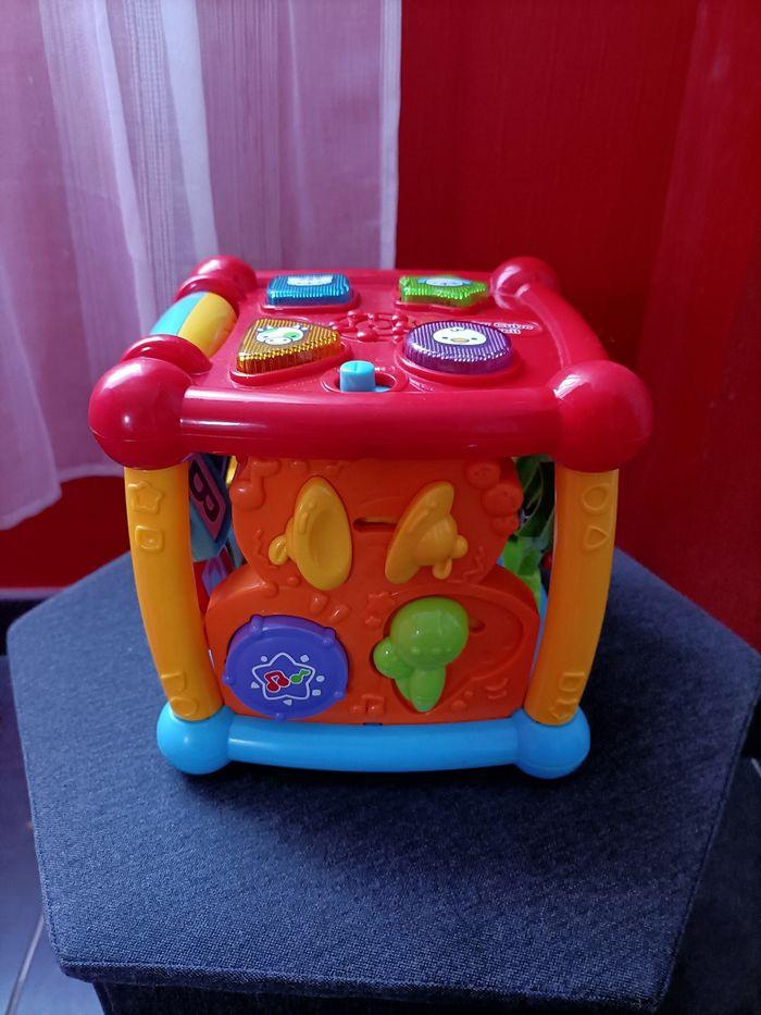 Bab cube d éveil VTech - photo numéro 1