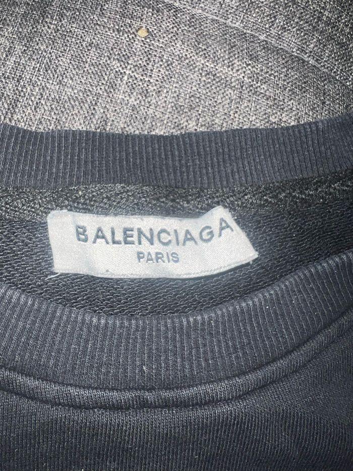 Pull balenciaga  noir - photo numéro 3