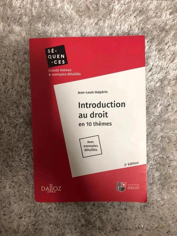 Livre : Introduction du droit en 10 thèmes - photo numéro 1